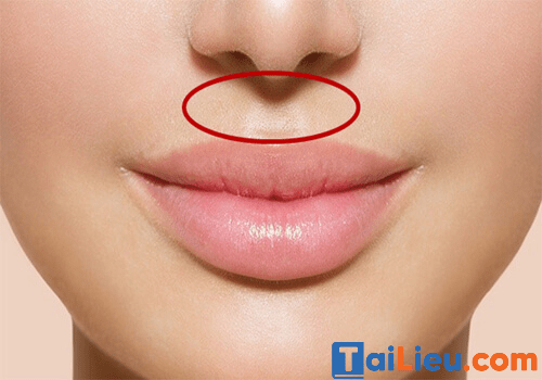Vuốt môi trên hết đau bụng kinh hiệu quả