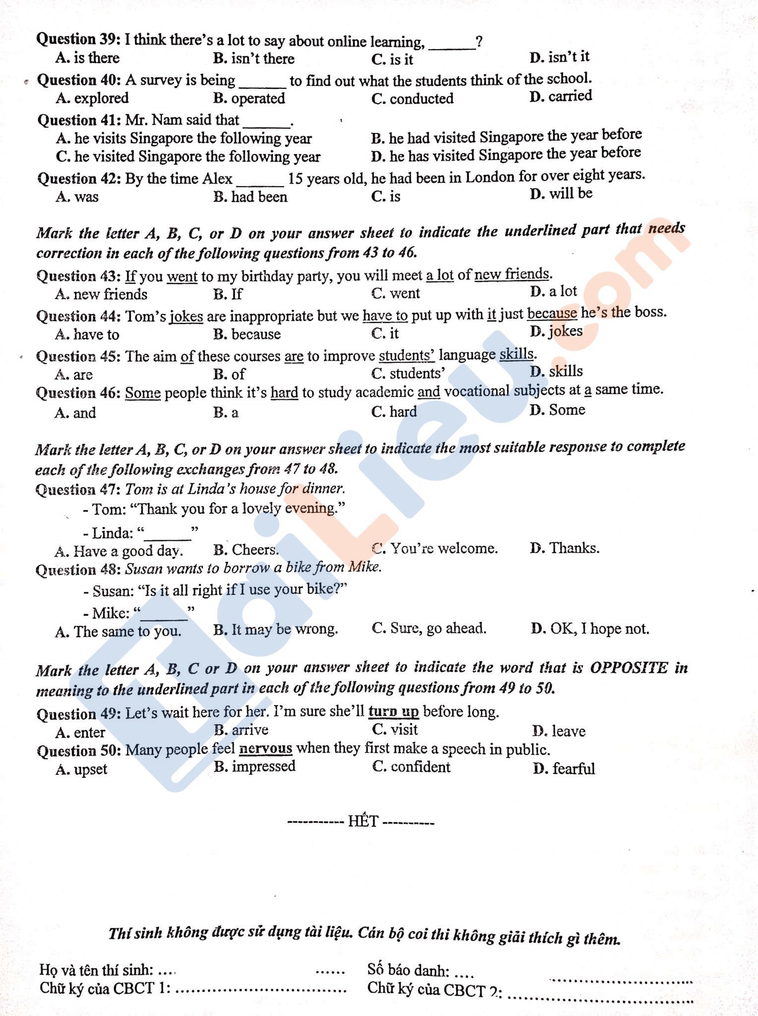 Đề thi vào lớp 10 môn Tiếng Anh năm 2022 Thừa Thiên Huế (mã đề 256)