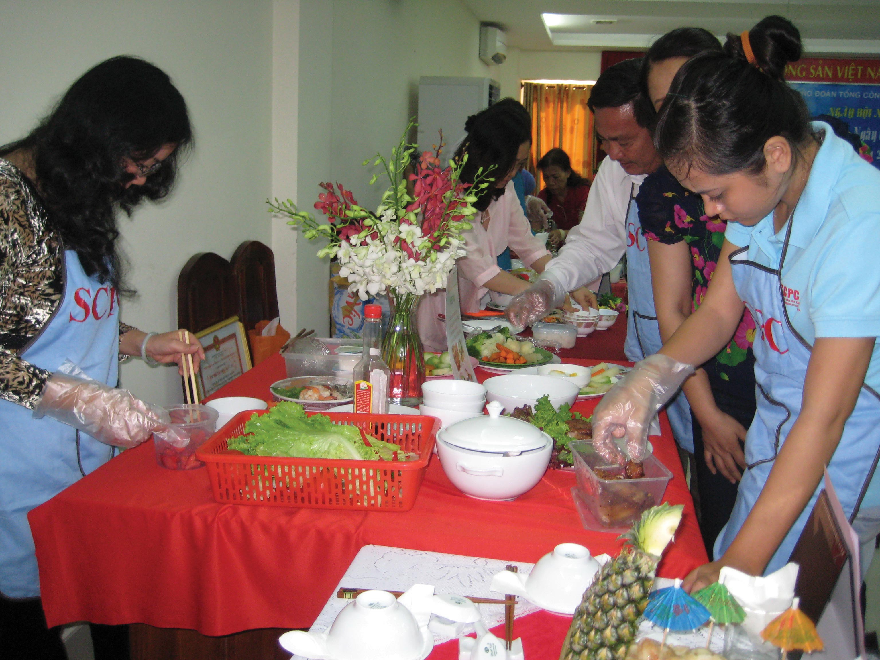 Thi nấu ăn mừng ngày 20/10