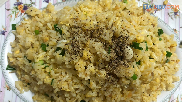 Cách làm cơm chiên trứng